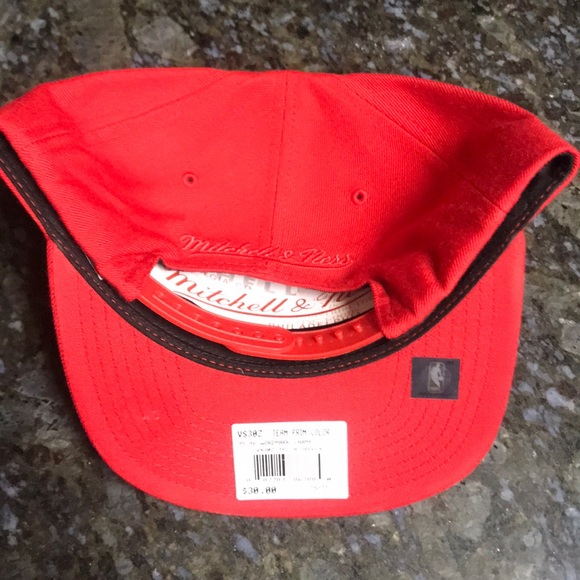 Bulls snap back - Picture 2 of 2